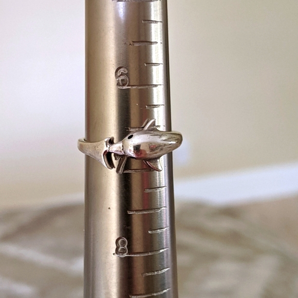 STERLING SILVER 925 DOLPHIN RING - Picture 6 of 8